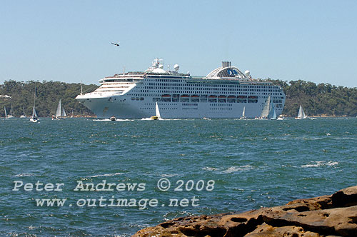 The Sun Princess arrives to Sydney Harbour, viewed from Mrs Macquaries Point.