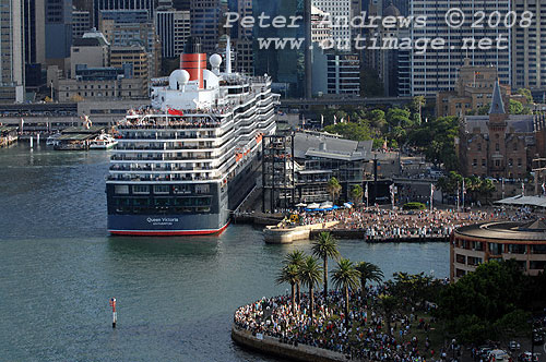Lines free as the Queen Victoria about to depart from the Overseas Passenger Terminal at Circular Quay.