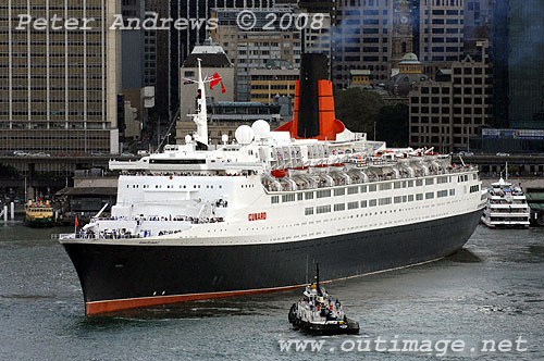 Queen Elizabeth 2 leaving Circular Quay Sydney.