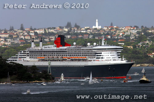 The Queen Mary II arives in Sydney during its second visit to Australia, Sunday March 7, 2010. Photo copyright Peter Andrews, Outimage.