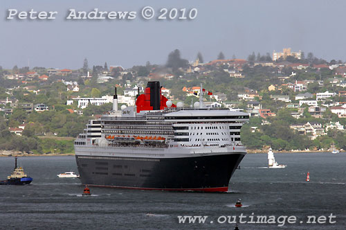 The Queen Mary II arives in Sydney during its second visit to Australia, Sunday March 7, 2010. Photo copyright Peter Andrews, Outimage.