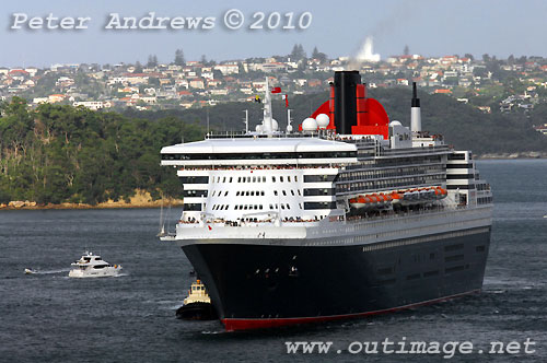 The Queen Mary II arives in Sydney during its second visit to Australia, Sunday March 7, 2010. Photo copyright Peter Andrews, Outimage.