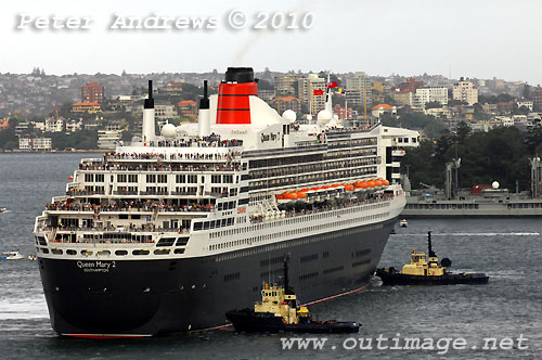 The Queen Mary II arives in Sydney during its second visit to Australia, Sunday March 7, 2010. Photo copyright Peter Andrews, Outimage.