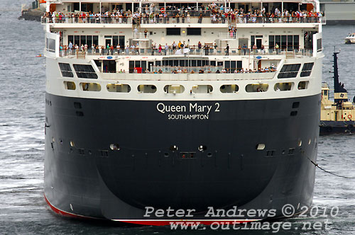 The Queen Mary II arives in Sydney during its second visit to Australia, Sunday March 7, 2010. Photo copyright Peter Andrews, Outimage.