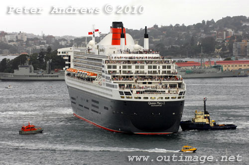 The Queen Mary II arives in Sydney during its second visit to Australia, Sunday March 7, 2010. Photo copyright Peter Andrews, Outimage.