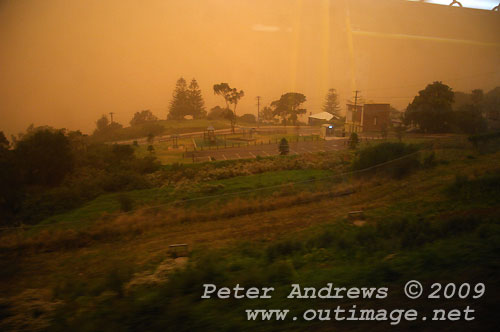 Clifton, around 06:40 AEST. Photo copyright Peter Andrews, Outimage.