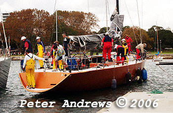 Martin James' Farr 65 Infinity III leaving the docks of the CYCA for the 2006 Sydney to Gold Coast Yacht Race.