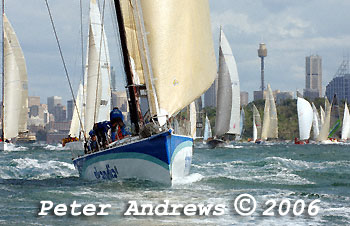 Grant Wharington's 98 foot IRC Maxi Skandia leads the fleet out of the harbour after the 2006 Sydney to Gold Coast Yacht Race.