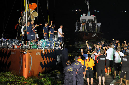Ericsson 4, Skippered by Torben Grael, arrives in Cochin, India, to win the second leg of the Volvo Ocean Race 2008-09. Photo copyright Dave Kneale / Volvo Ocean Race.