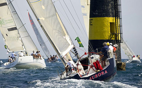 Lindsay Owen-Jones' Magic Carpet 2 sailing to St Tropez in the Giraglia Rolex Cup 2008.