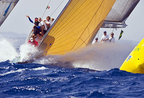 Approaching the mark on Brian Benjamin's Aegir in the Maxi Yacht Rolex Cup 2008. Copyright Rolex and Kurt Arrigo.