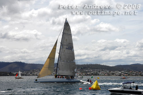 Andrew Short's Shockwave 5 completing the Rolex Sydney Hobart 2008. Photo Copyright Peter Andrews.