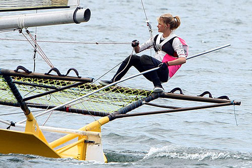 Jessica Watson sailed on the 18 footer, Ella Bache, on Sydney Harbour, Thursday January 27, 2001. Photo copyright Ella Bache and Frank Quealey, Australian 18 Footers League.