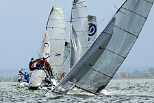 Berlin Syndikat wins Round 1 of the German 18 Foot Skiff Tour 2011.