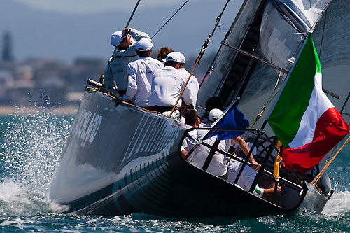 Damiani Italia, Louis Vuitton Pacific Series Practice Day, Auckland, 26/01/2009. Photo copyright Stefano Gattini / www.carloborlenghi.com