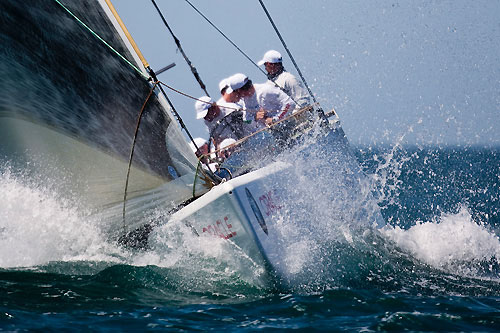 Damiani Italia, Louis Vuitton Pacific Series Practice Day, Auckland, 26/01/2009. Photo copyright Stefano Gattini / www.carloborlenghi.com