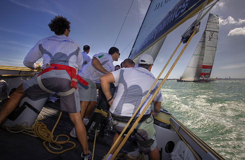 Onboard with Italia Challenge racing Team Shoholoza, Louis Vuitton Pacific Series Practice Day, Auckland, 29/01/2009. Photo copyright Stefano Gattini / www.carloborlenghi.com