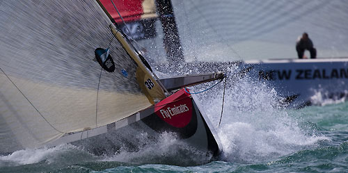 Team Shoholoza and Greek Challenge, Louis Vuitton Pacific Series, Auckland, 31/01/2009. Photo copyright Stefano Gattini / www.carloborlenghi.com