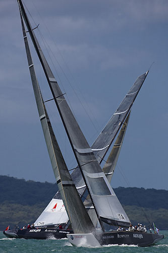 China Team and Italia Challenge, Louis Vuitton Pacific Series, Auckland, 31/01/2009. Photo copyright Stefano Gattini / www.carloborlenghi.com