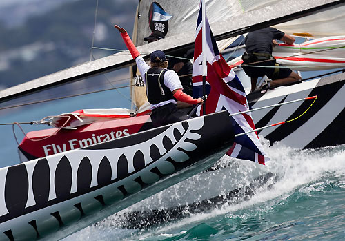 Alinghi and Team Origin, Louis Vuitton Pacific Series, Auckland, 5/02/2009. Photo copyright Stefano Gattini / www.carloborlenghi.com