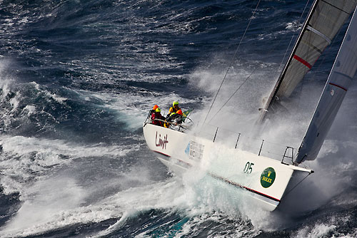 Alan Brierty's Reichel Pugh 62 Limit, dealing with the fury of the Tasman Sea during Rolex Sydney Hobart Yacht Race 2010, Australia. Photo copyright Carlo Borlenghi, Rolex.